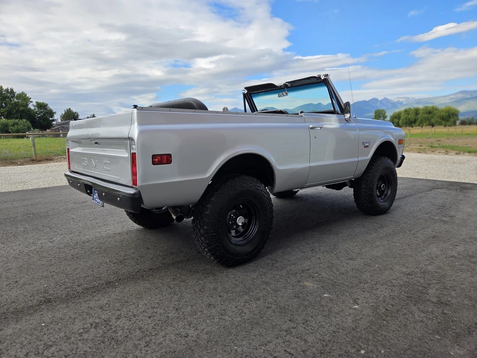 1970 GMC Jimmy 1st Gen - Image 7 of 31