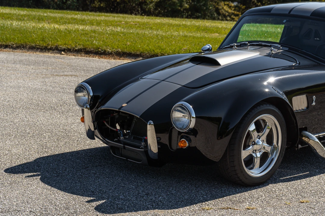 Shelby Cobra Replica - Image 21 of 31