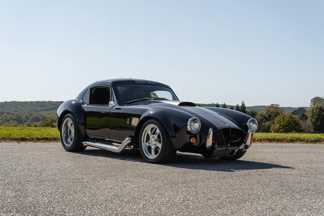 Shelby Cobra Replica - Image 15 of 31