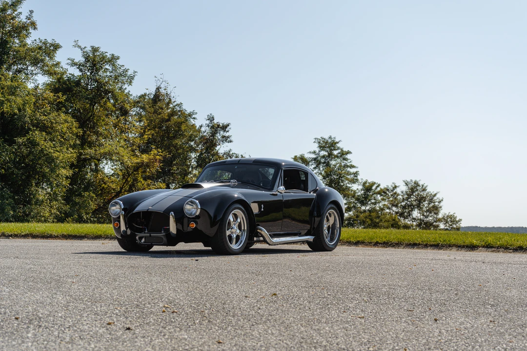 Shelby Cobra Replica - Image 3 of 31