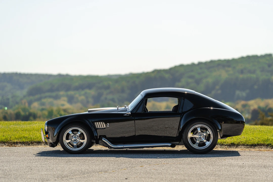 Shelby Cobra Replica - Image 6 of 31