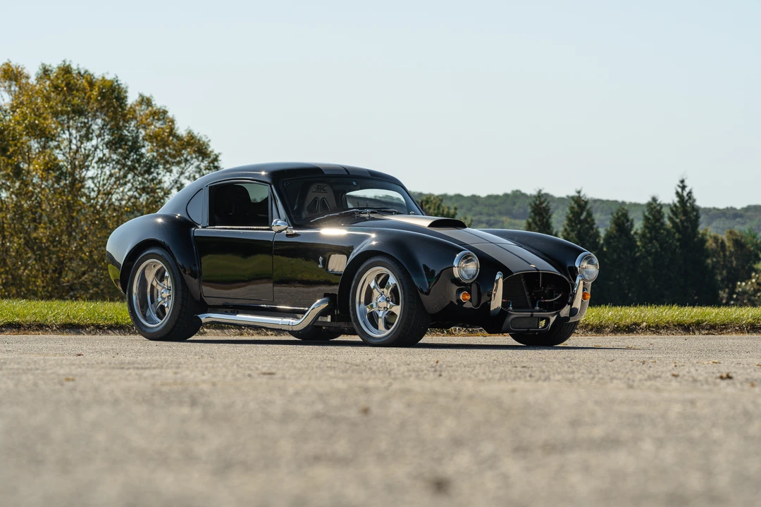 Shelby Cobra Replica - Image 16 of 31