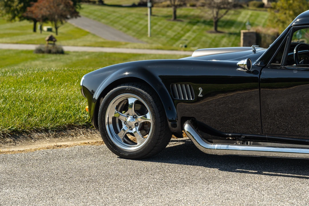 Shelby Cobra Replica - Image 26 of 31
