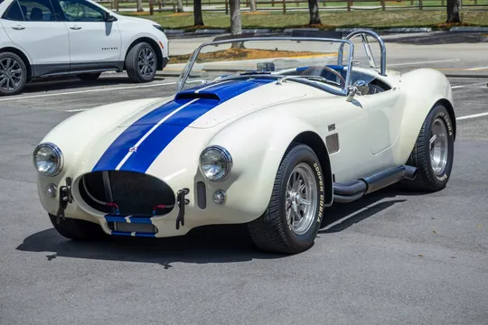 Shelby Cobra Replica - Image 4 of 31