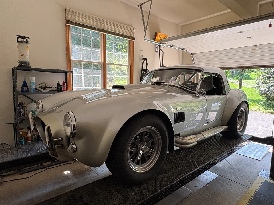 Superformance - Image 3 of 31