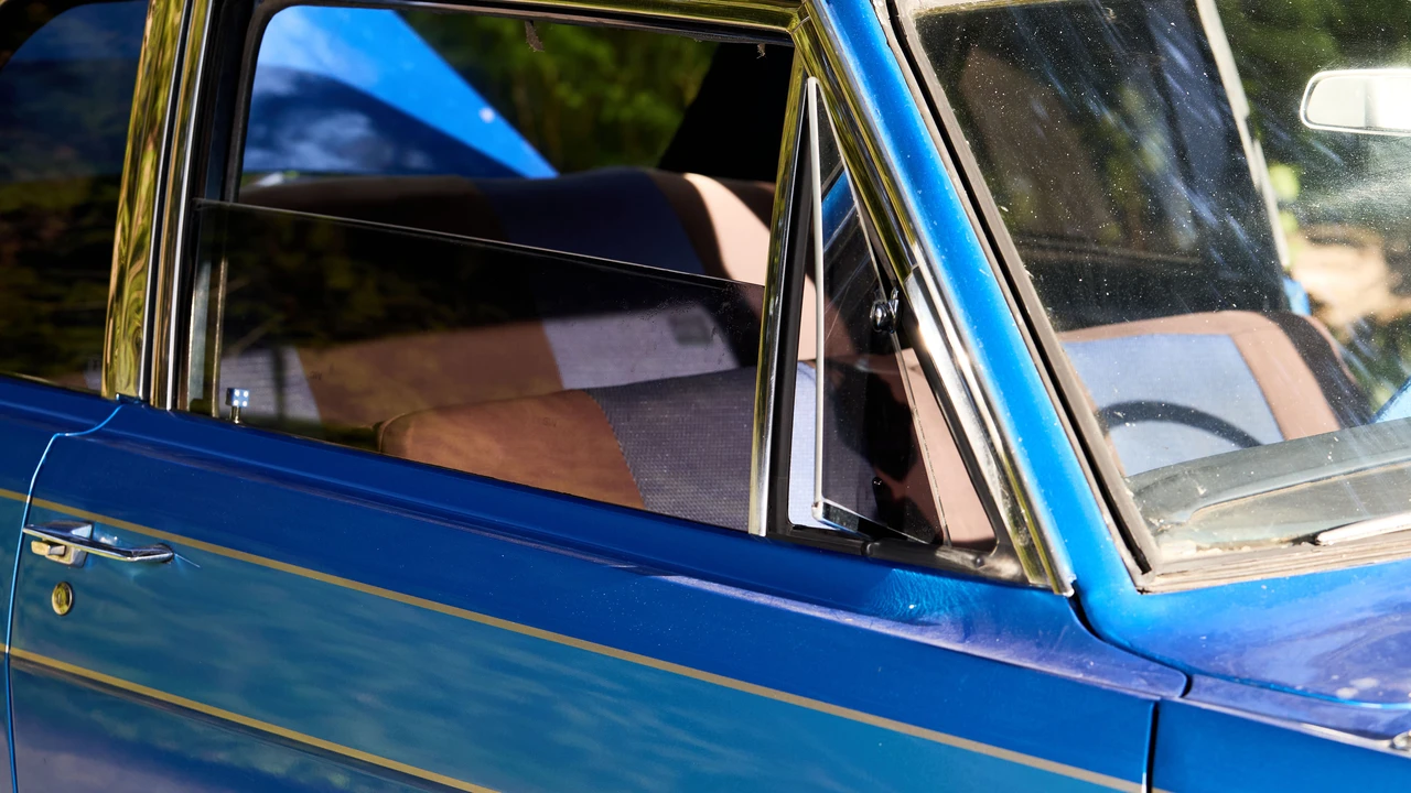 1967 Plymouth Valiant - Image 9 of 31
