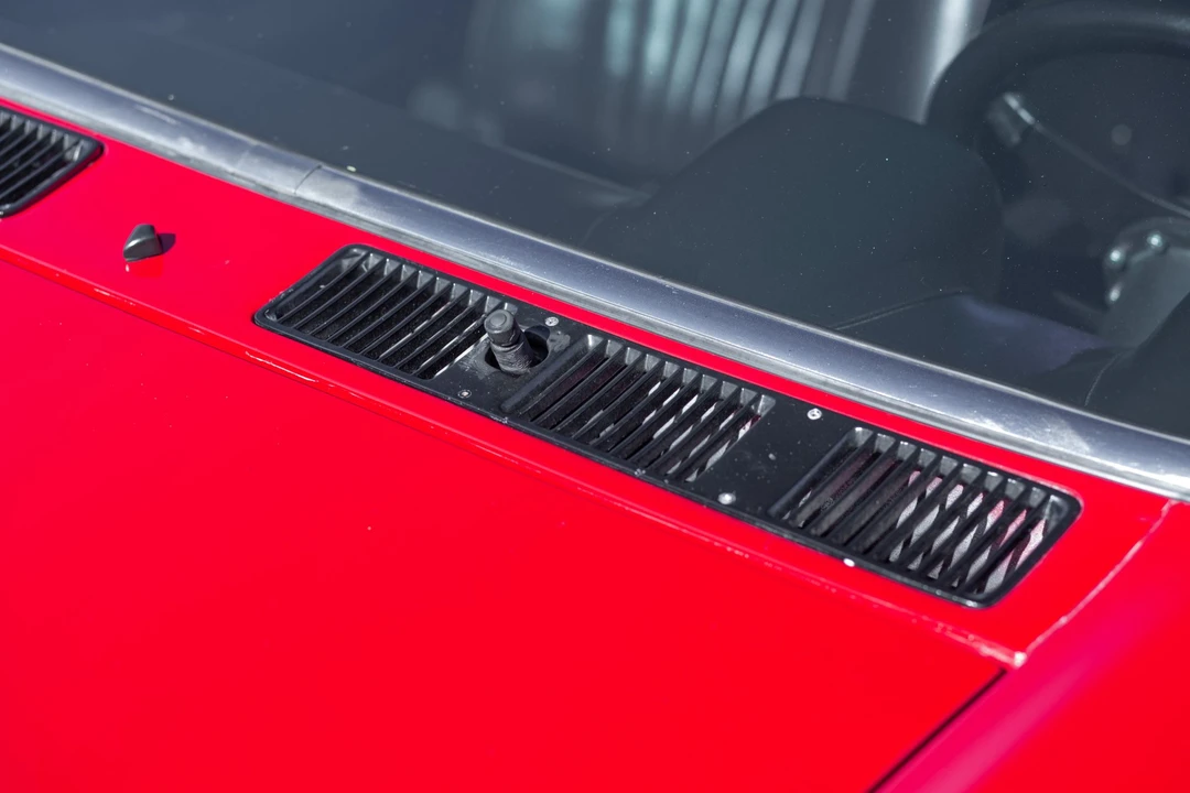 1971 DeTomaso Pantera - Image 27 of 31