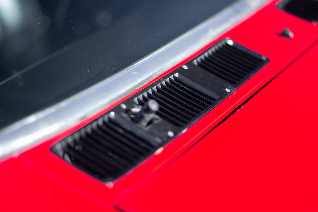 1971 DeTomaso Pantera - Image 28 of 31