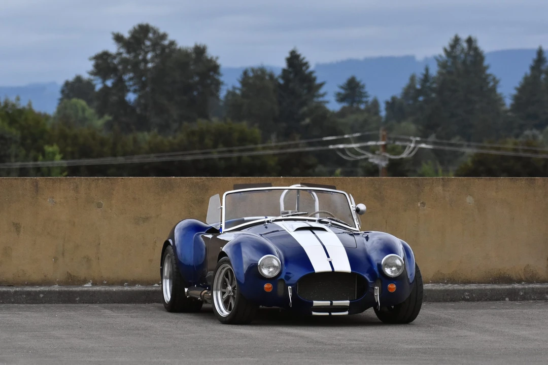 Shelby Cobra Replica - Image 10 of 31
