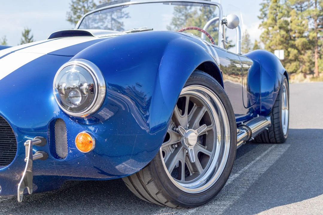 Shelby Cobra Replica - Image 14 of 31