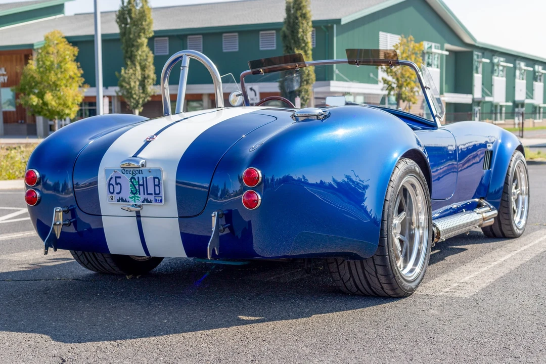 Shelby Cobra Replica - Image 6 of 31