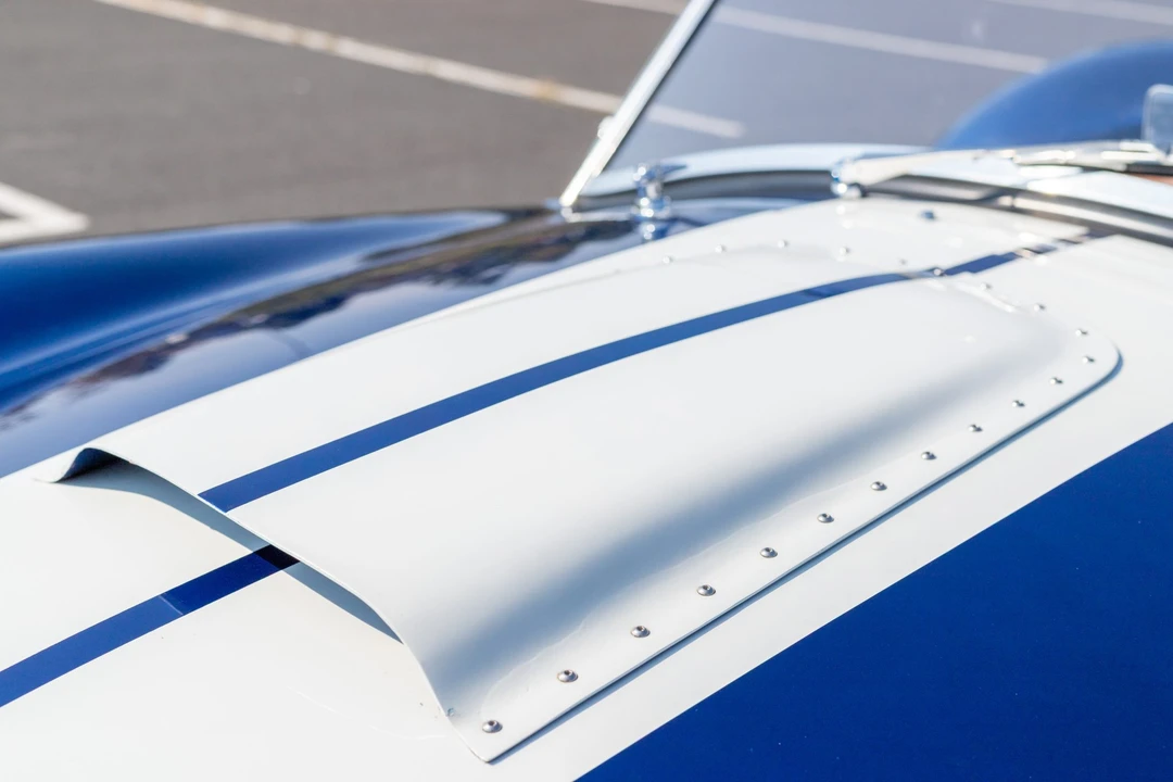 Shelby Cobra Replica - Image 15 of 31
