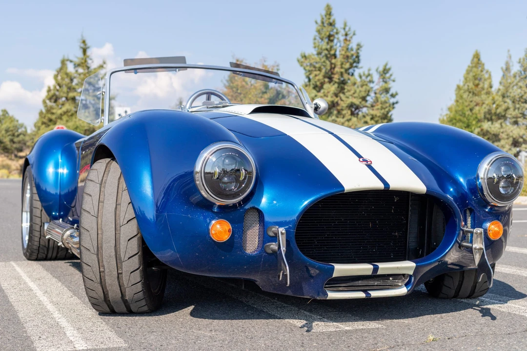Shelby Cobra Replica - Image 10 of 31
