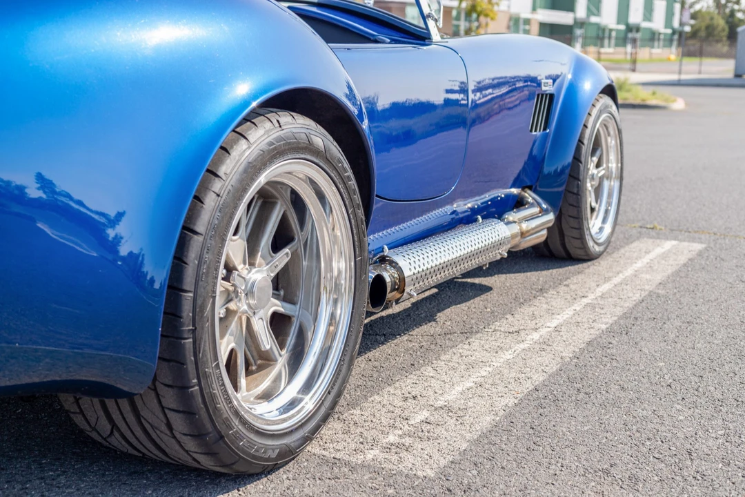 Shelby Cobra Replica - Image 30 of 31
