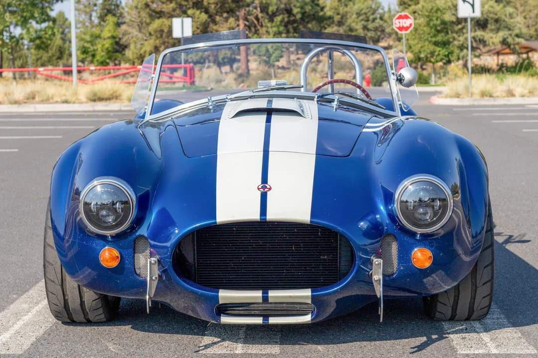Shelby Cobra Replica - Image 11 of 31
