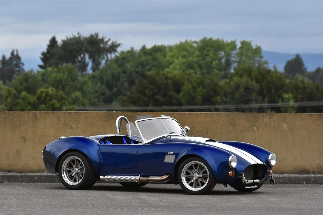 Shelby Cobra Replica - Image 13 of 31