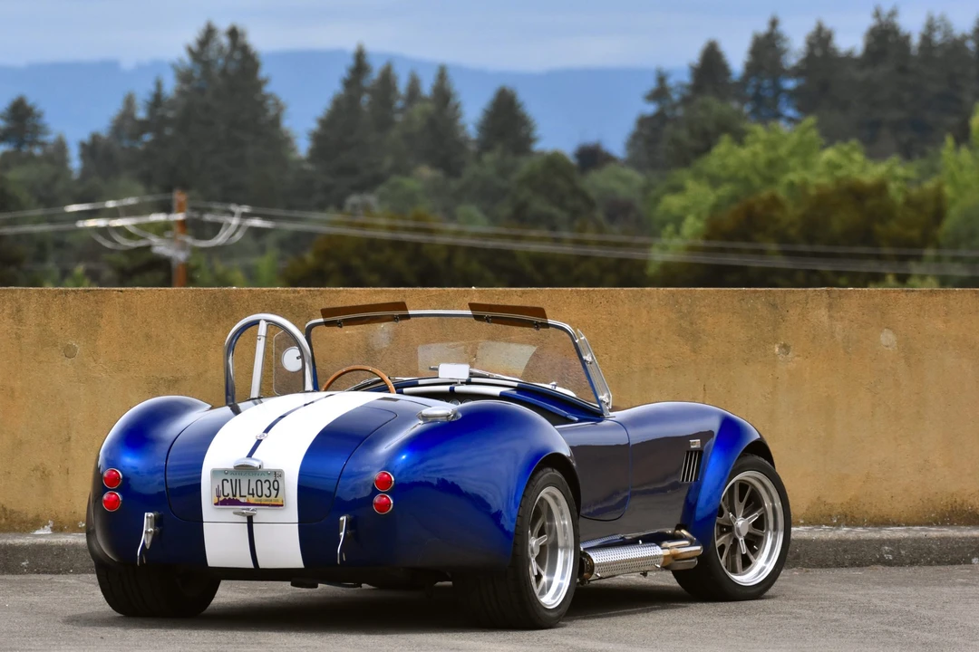 Shelby Cobra Replica - Image 21 of 31