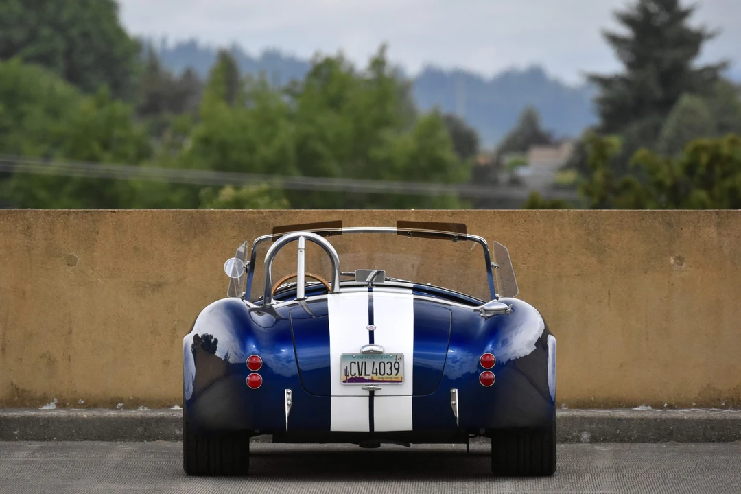 Shelby Cobra Replica - Image 22 of 31