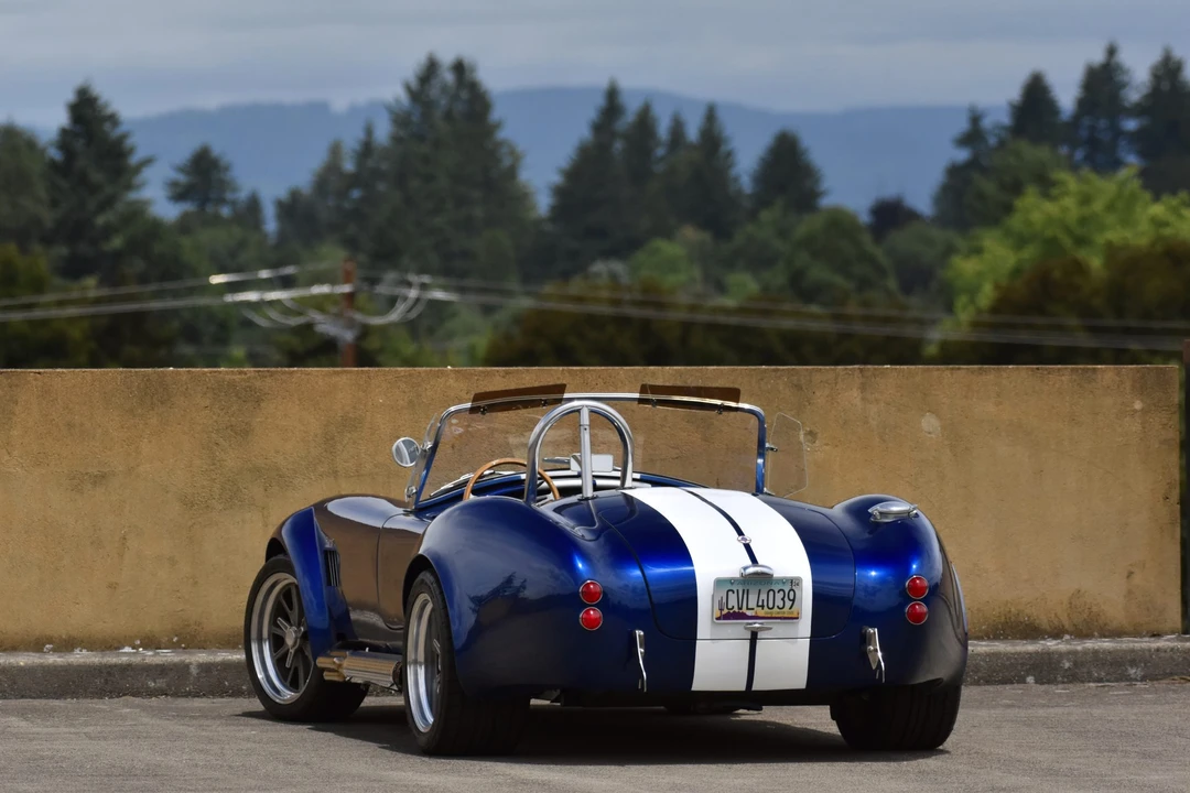 Shelby Cobra Replica - Image 23 of 31