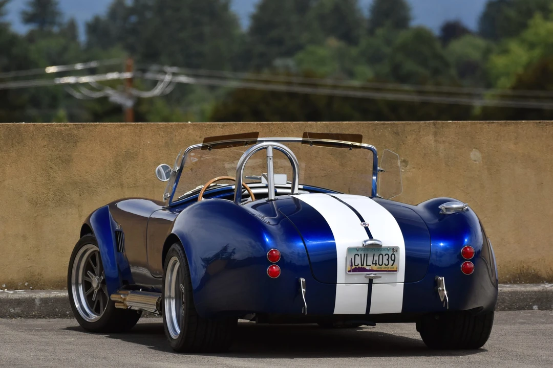 Shelby Cobra Replica - Image 24 of 31