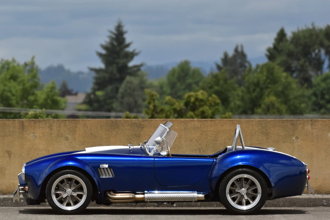 Shelby Cobra Replica - Image 28 of 31