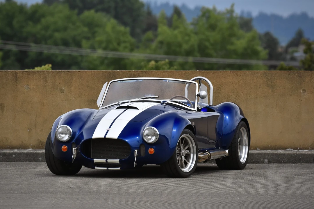 Shelby Cobra Replica - Image 6 of 31