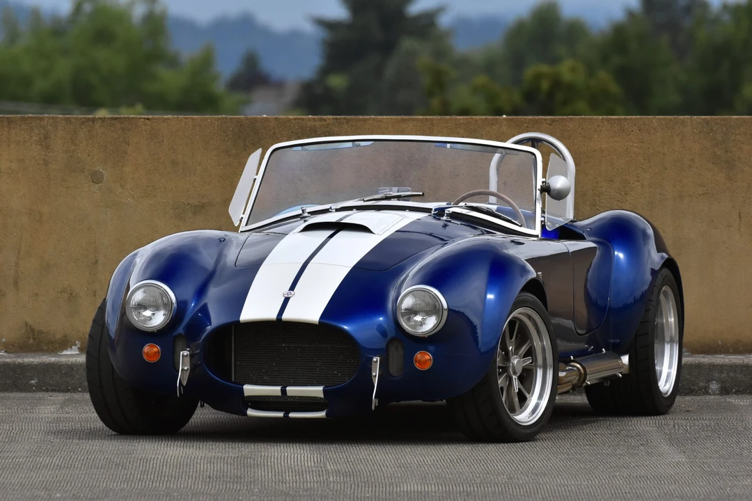 Shelby Cobra Replica - Image 7 of 31