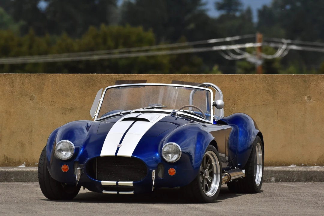 Shelby Cobra Replica - Image 8 of 31