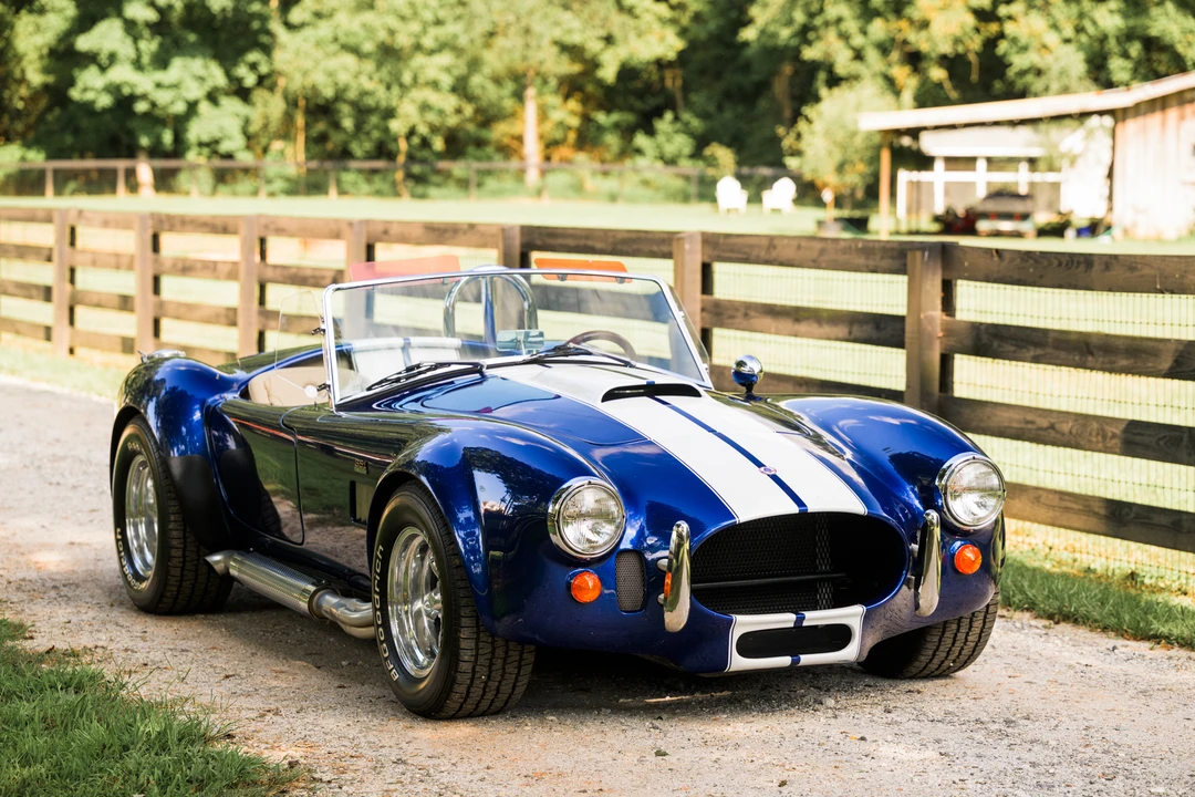Shelby Cobra Replica - Image 11 of 31