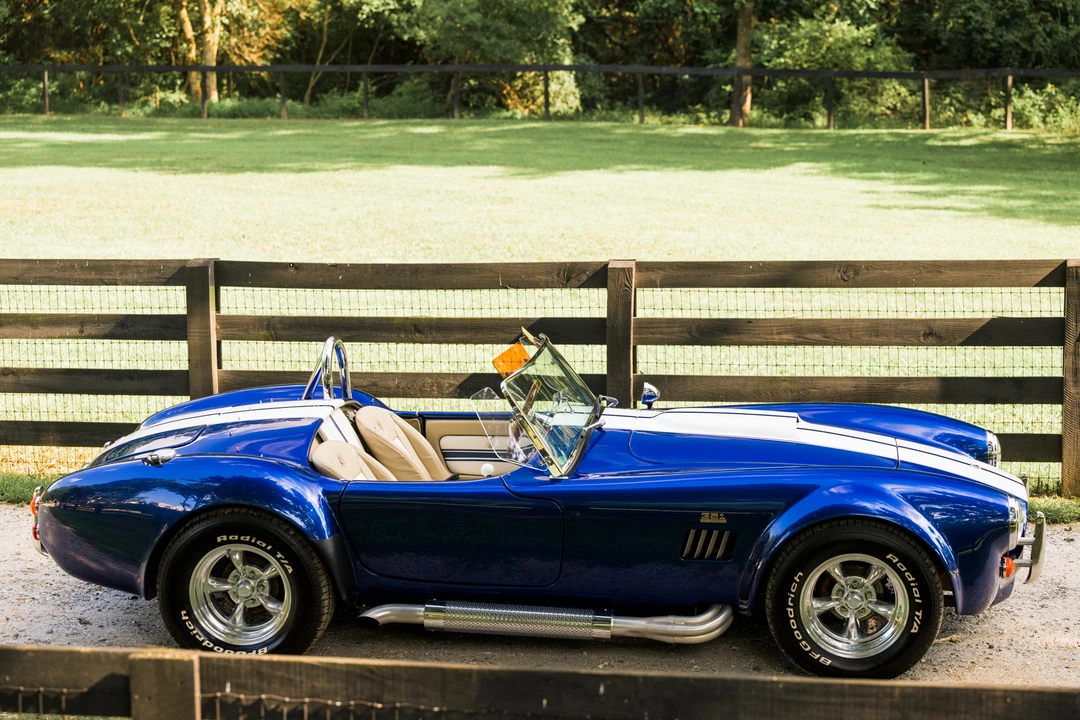 Shelby Cobra Replica - Image 13 of 31