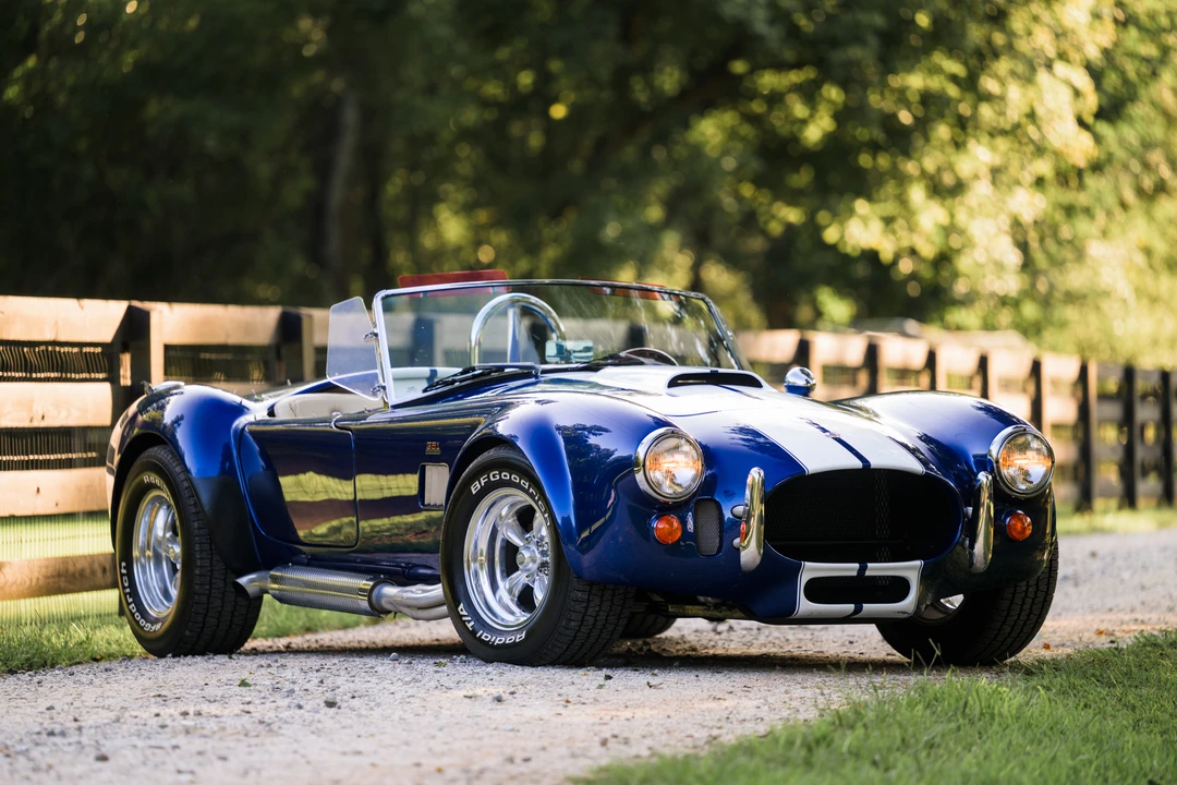 Shelby Cobra Replica - Image 2 of 31