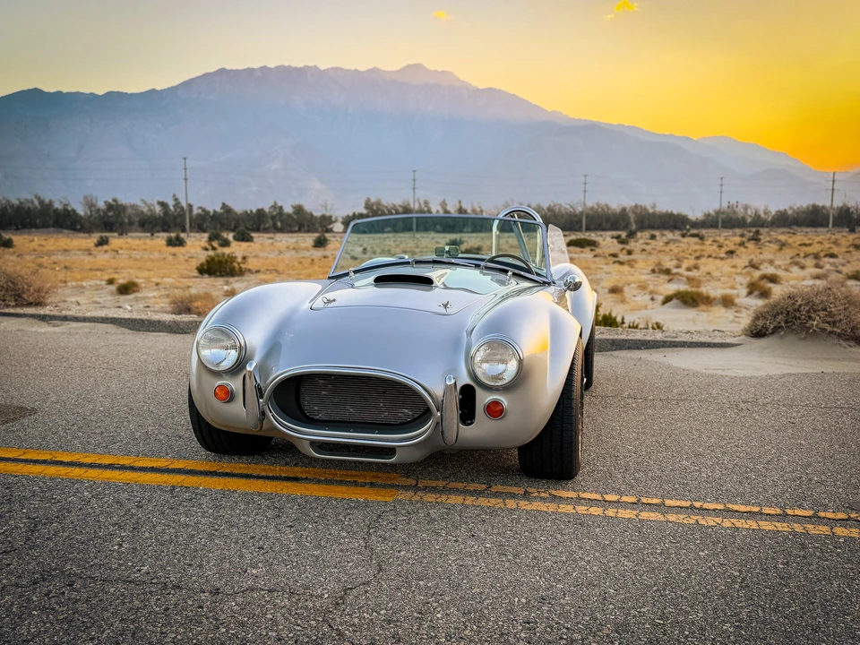 Shelby Cobra Replica - Image 10 of 31