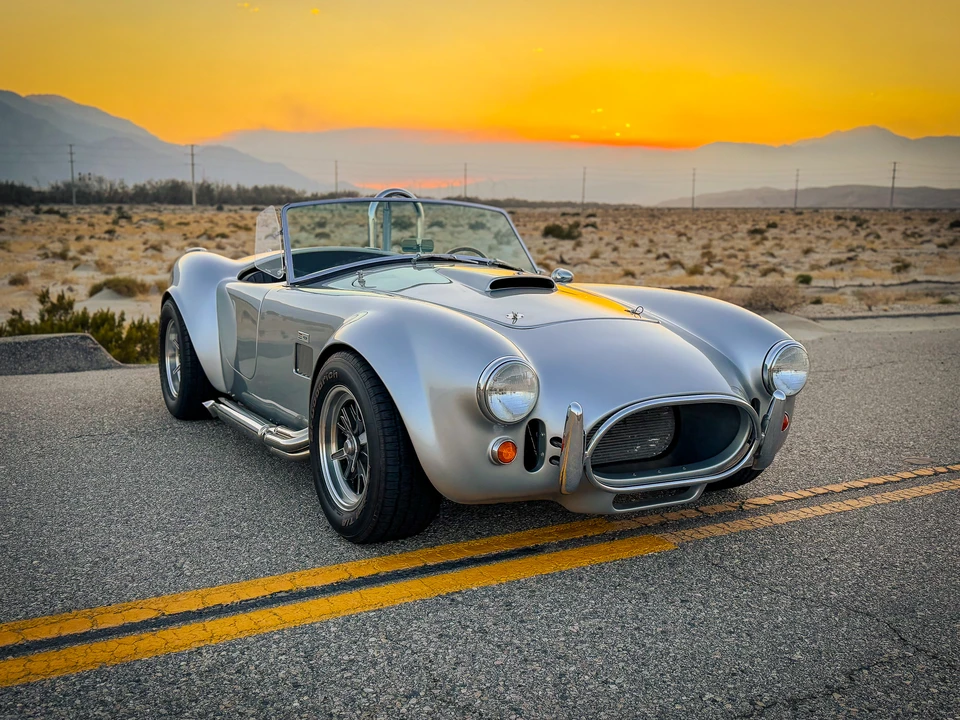 Shelby Cobra Replica - Image 18 of 31