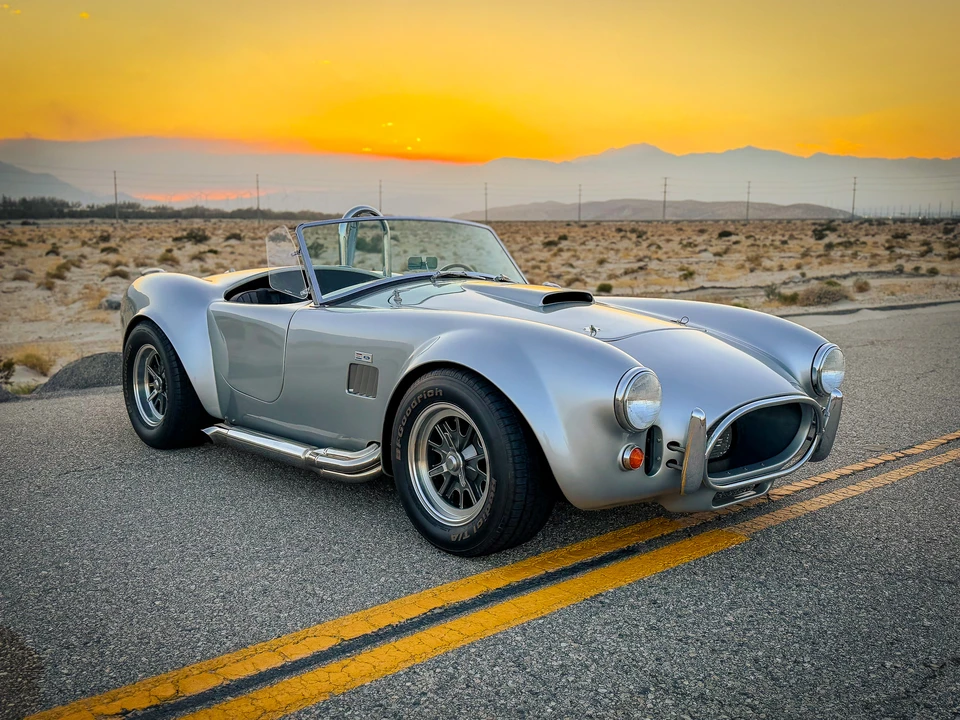 Shelby Cobra Replica - Image 21 of 31