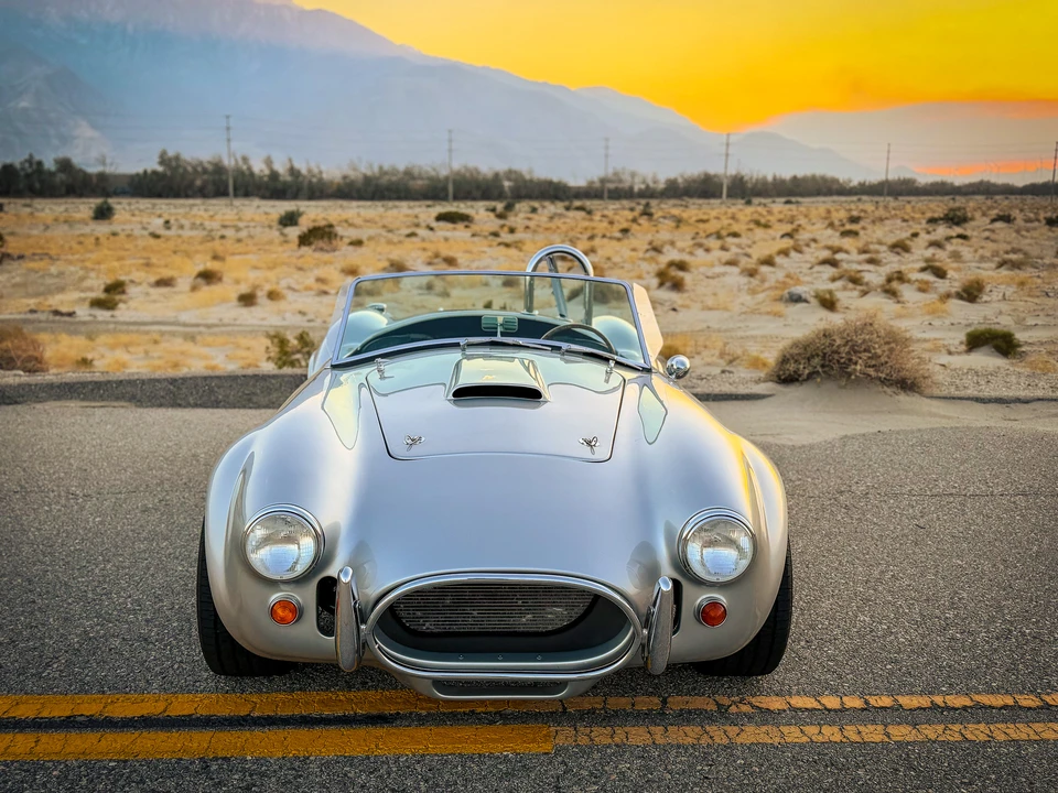 Shelby Cobra Replica - Image 13 of 31