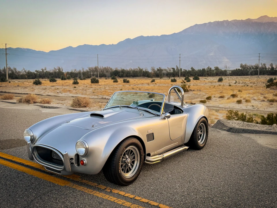 Shelby Cobra Replica - Image 2 of 31
