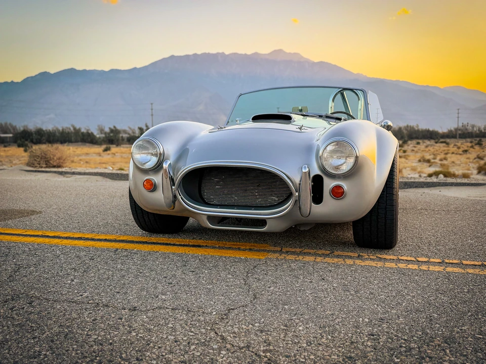 Shelby Cobra Replica - Image 11 of 31