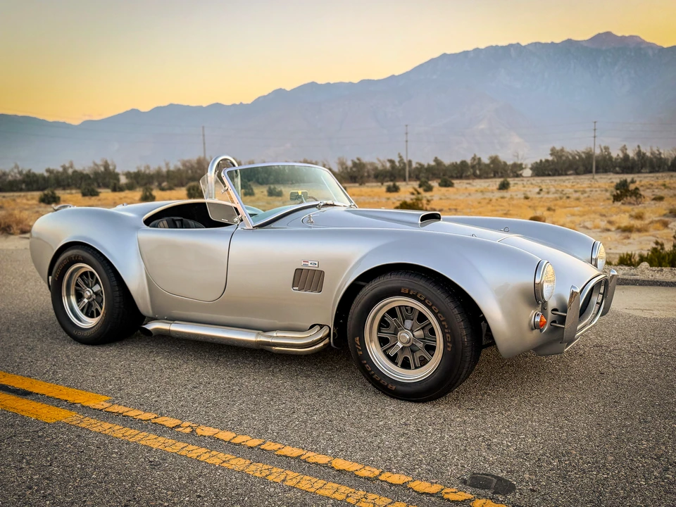 Shelby Cobra Replica - Image 30 of 31
