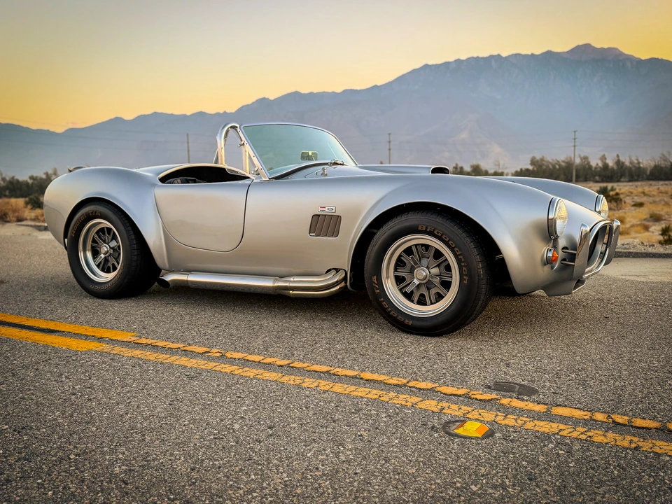 Shelby Cobra Replica - Image 31 of 31