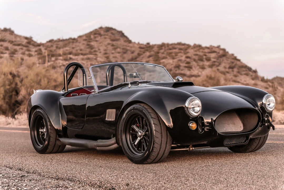 Shelby Cobra Replica - Image 8 of 31