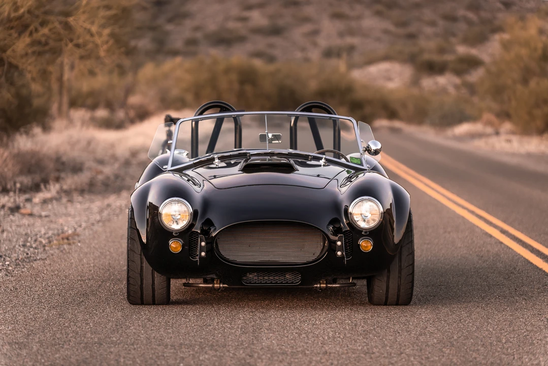 Shelby Cobra Replica - Image 11 of 31