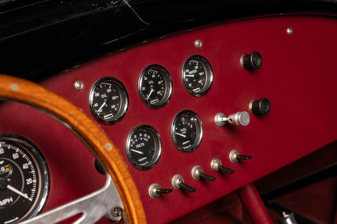 Shelby Cobra Replica - Image 26 of 31