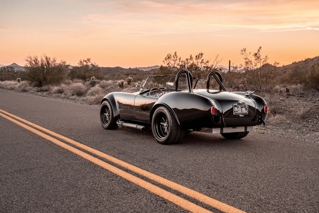 Shelby Cobra Replica - Image 4 of 31