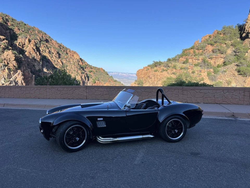 Shelby Cobra Replica - Image 19 of 31