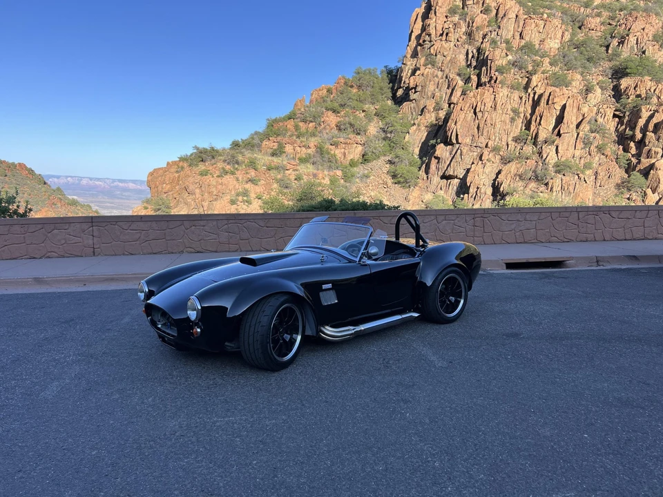 Shelby Cobra Replica - Image 22 of 31