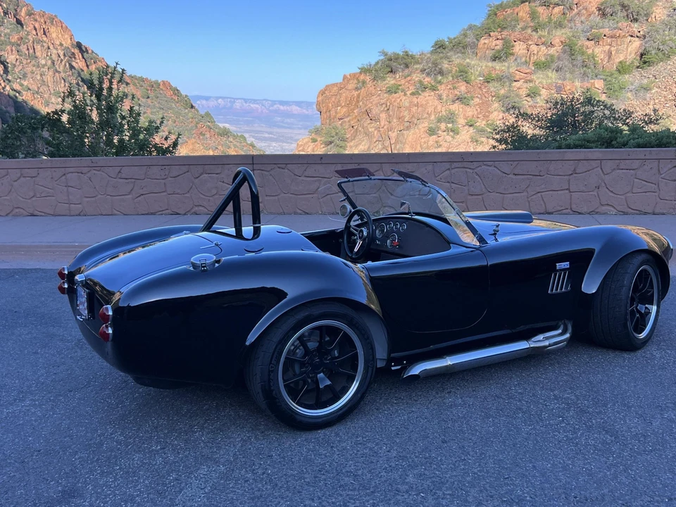 Shelby Cobra Replica - Image 27 of 31