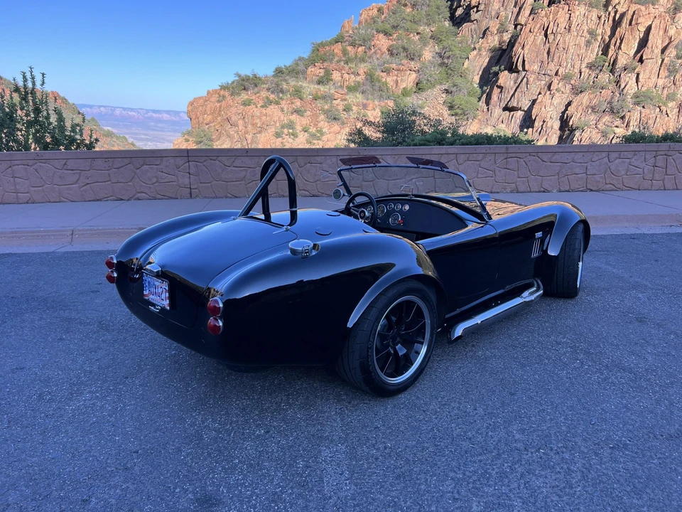 Shelby Cobra Replica - Image 31 of 31