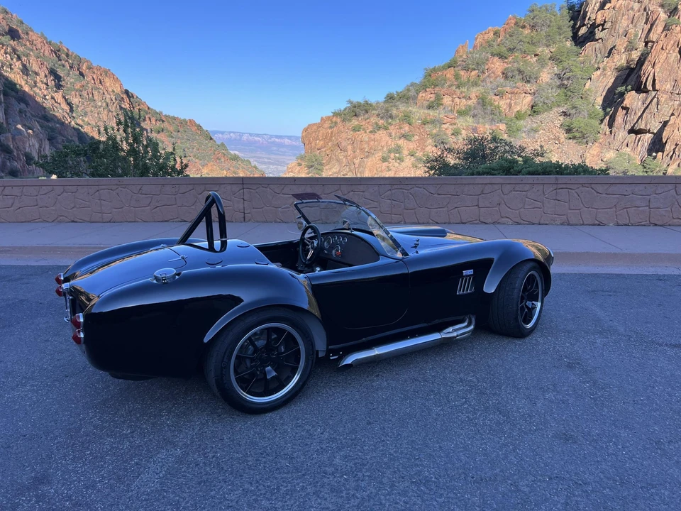 Shelby Cobra Replica - Image 29 of 31