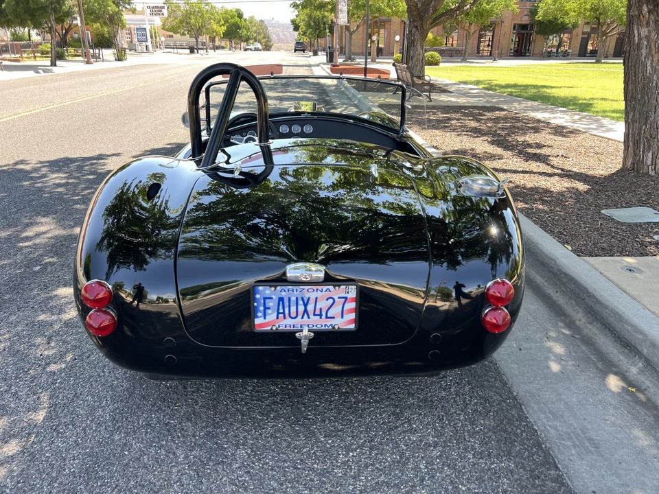 Shelby Cobra Replica - Image 11 of 31
