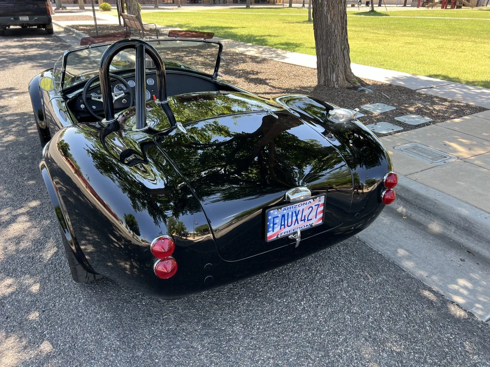 Shelby Cobra Replica - Image 13 of 31